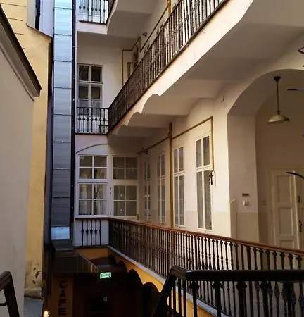 Apartment Empire