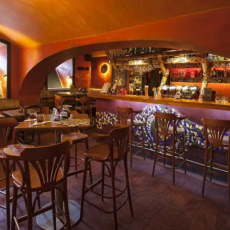 Empire Daire Prag